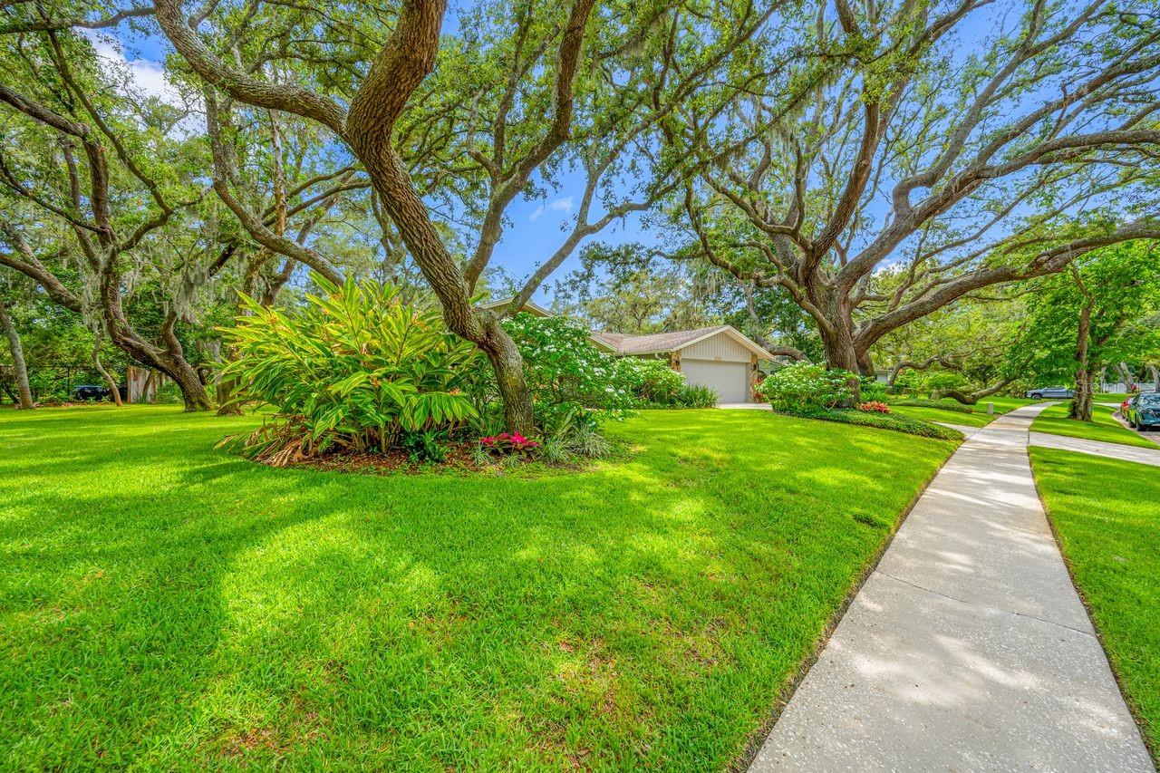 2827 Pheasant Run, FL