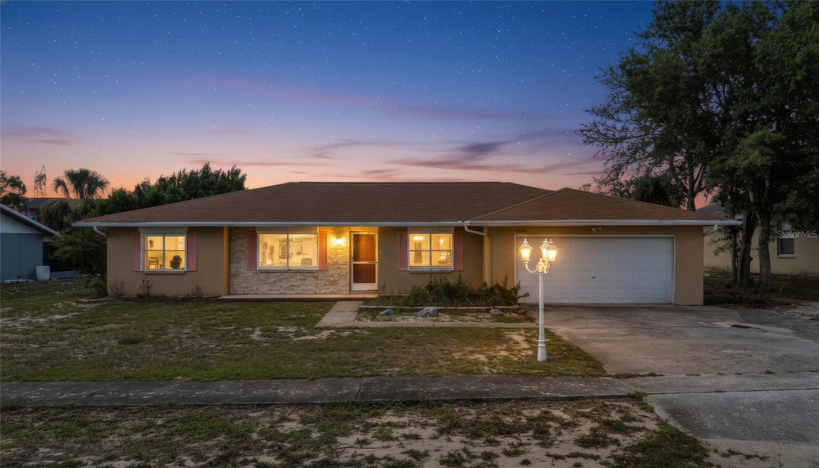 5262 Woodridge Lane, FL