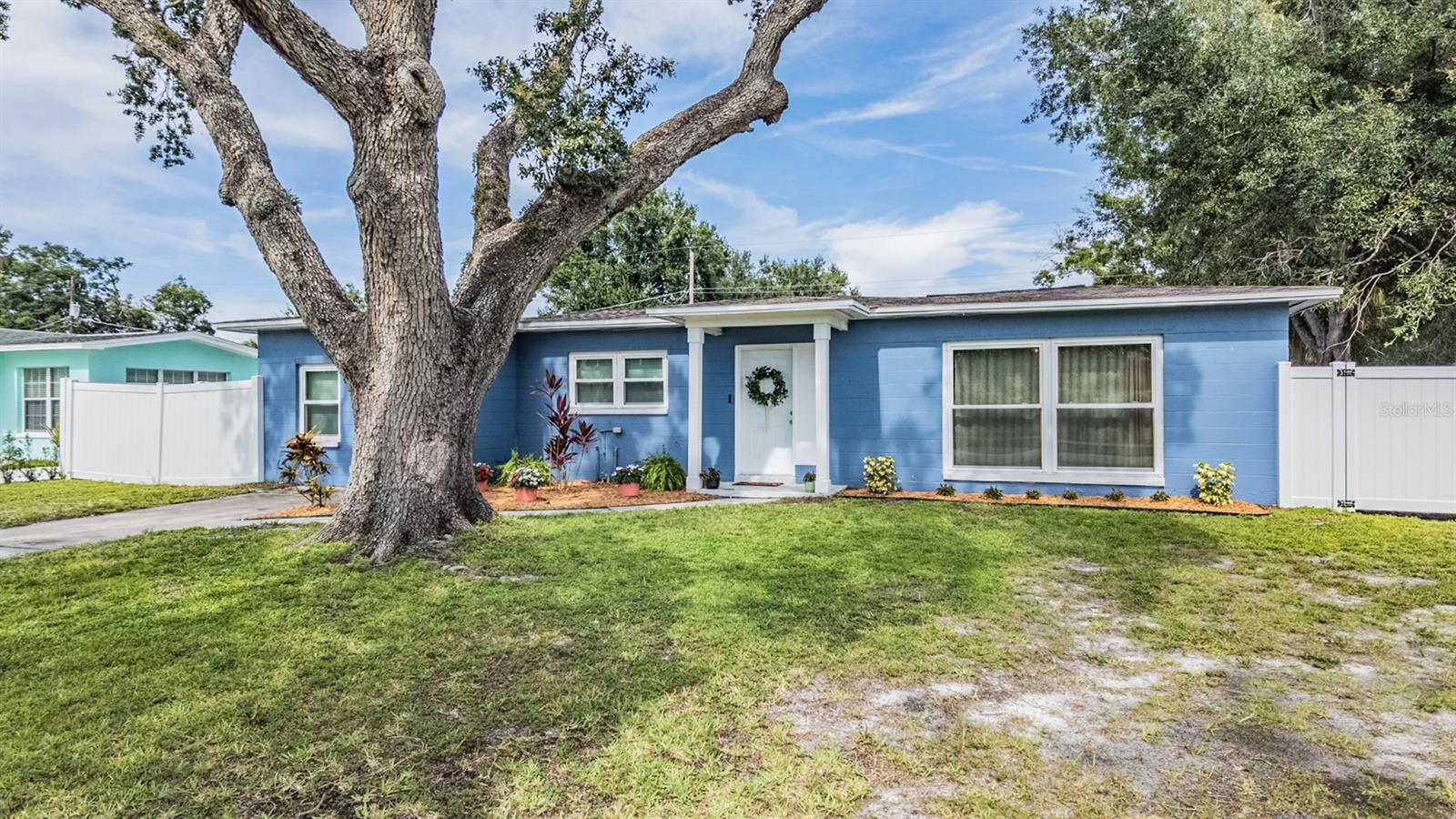 4601 Emerald Avenue, FL