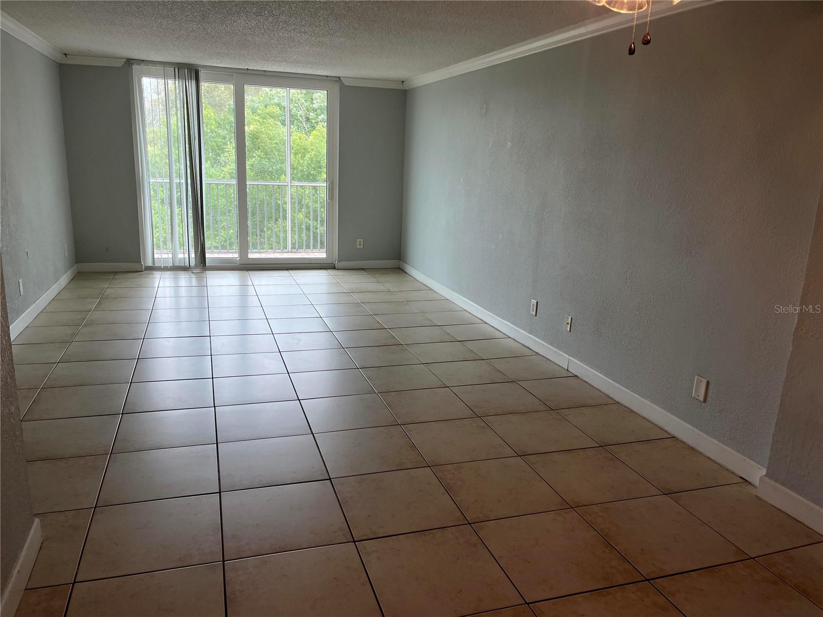 2610 Coconut Bay Ln Lane, FL