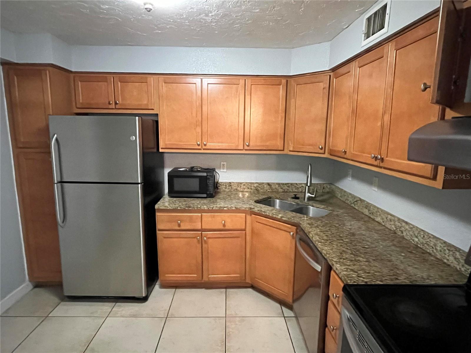 2610 Coconut Bay Ln Lane, FL