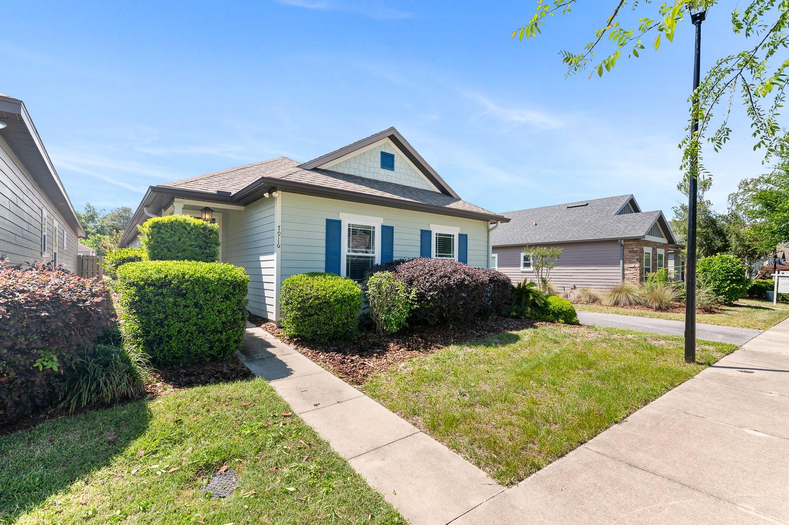 7916 80th Drive, FL