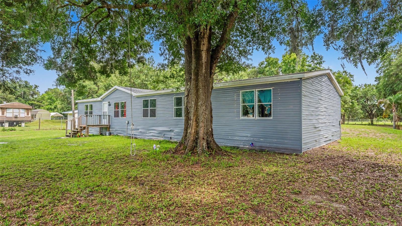 4736 Walnut Circle, FL