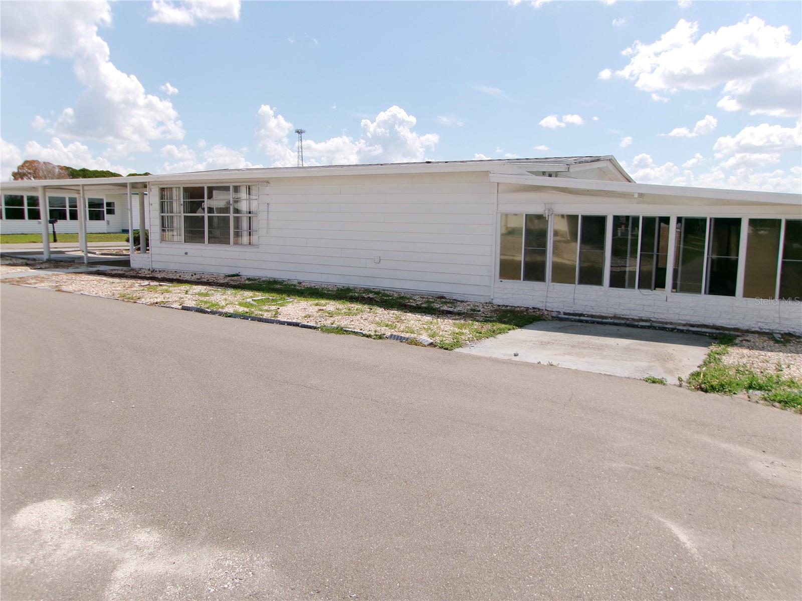 35055 Dale Avenue, FL