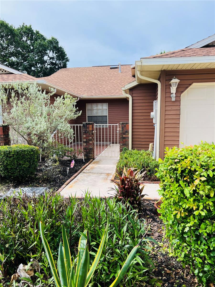 5440 Rosewall Circle, FL
