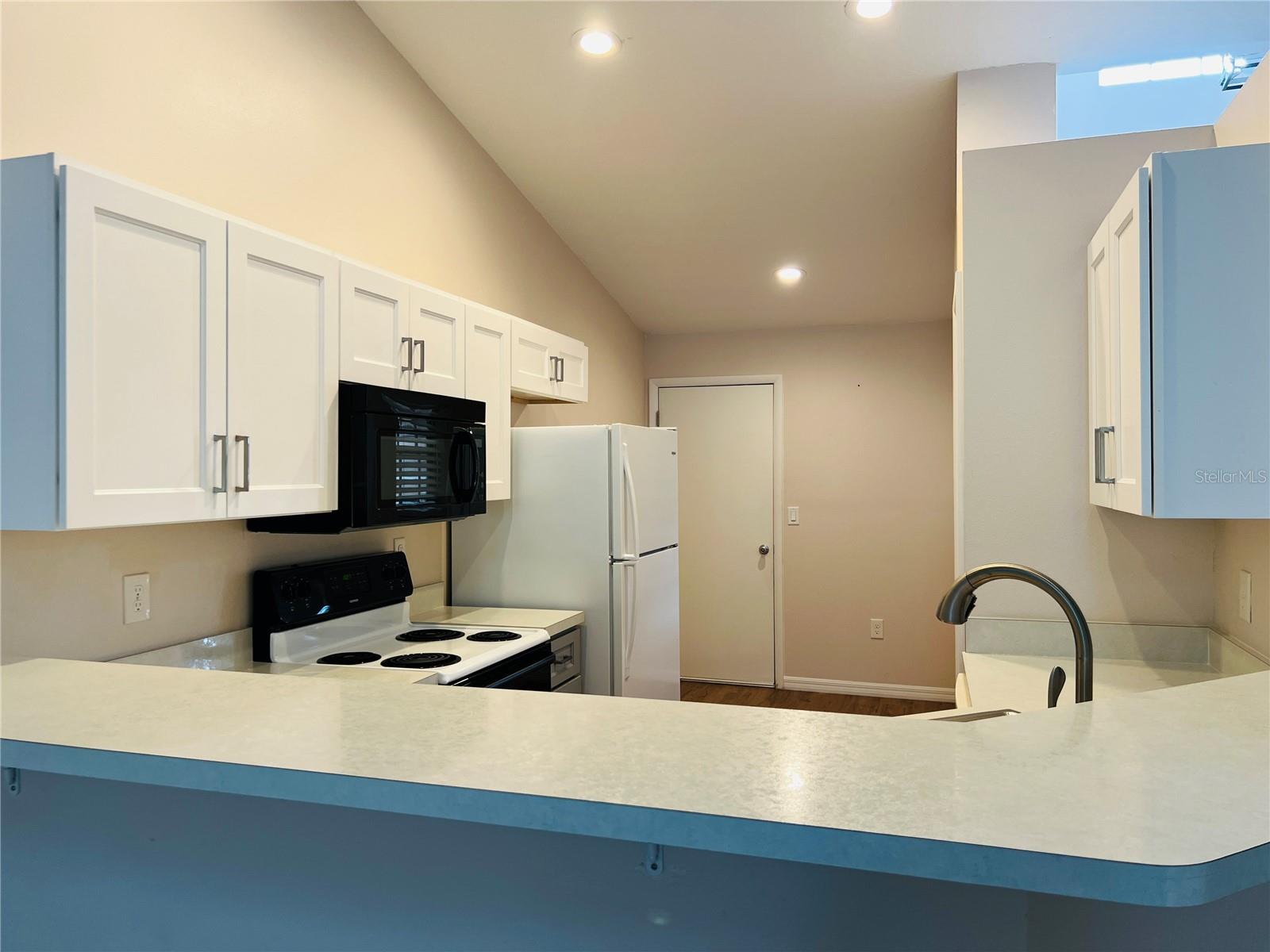 5440 Rosewall Circle, FL