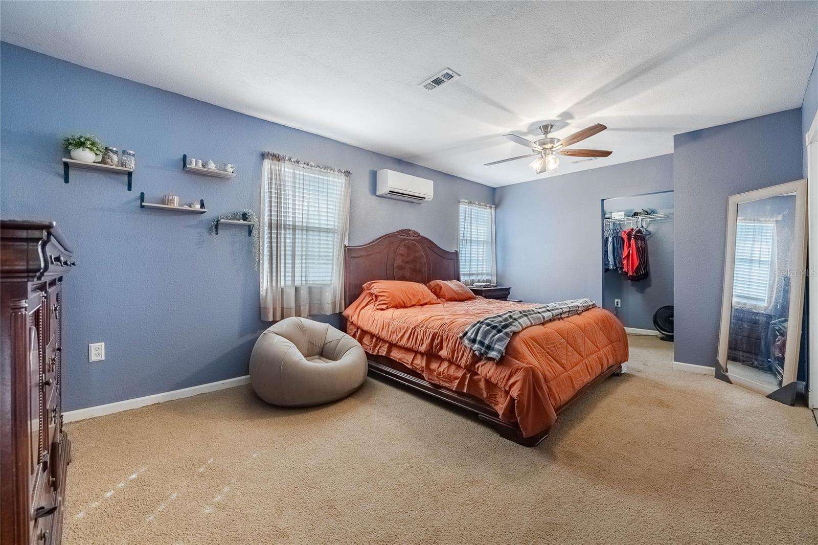 729 Lake Avenue, FL
