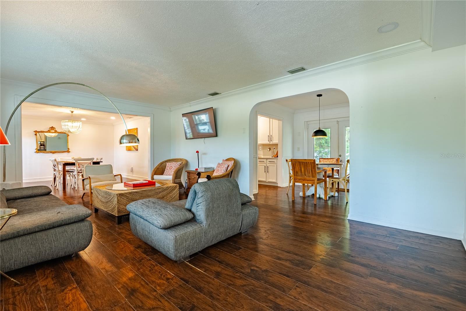 401 Bullard Parkway, FL