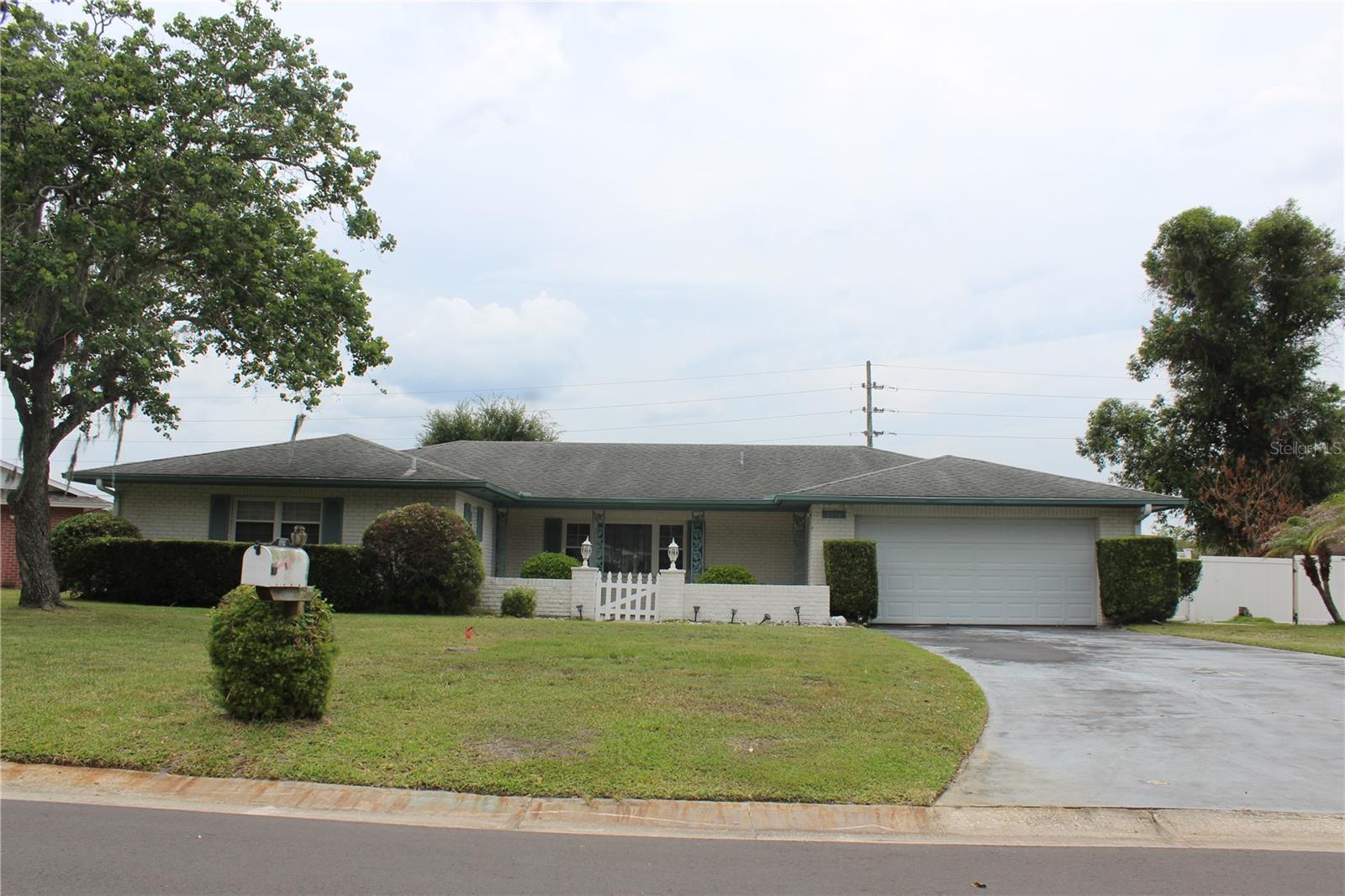2324 Haley Court, FL