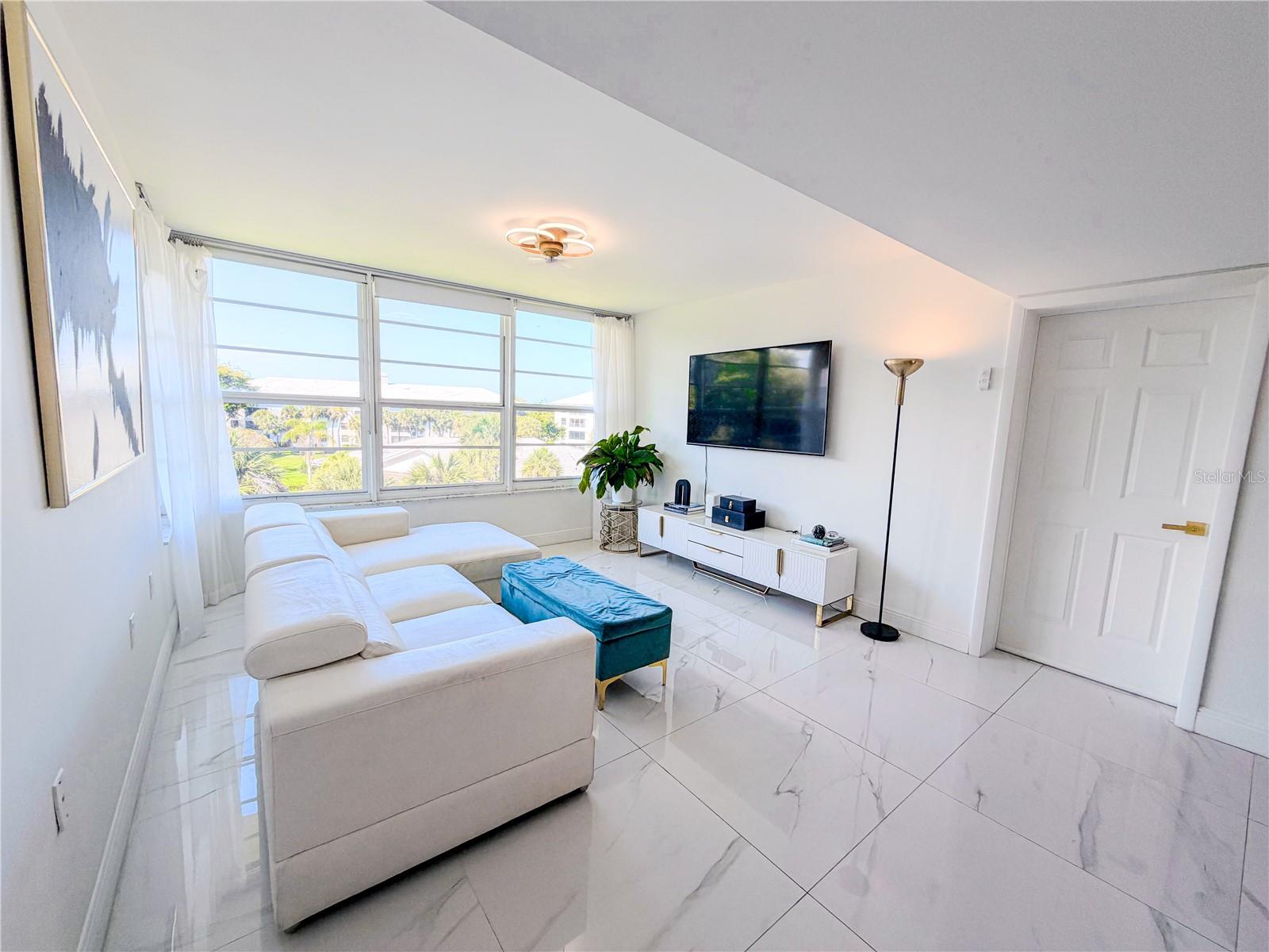 3635 Whitehall Drive, FL