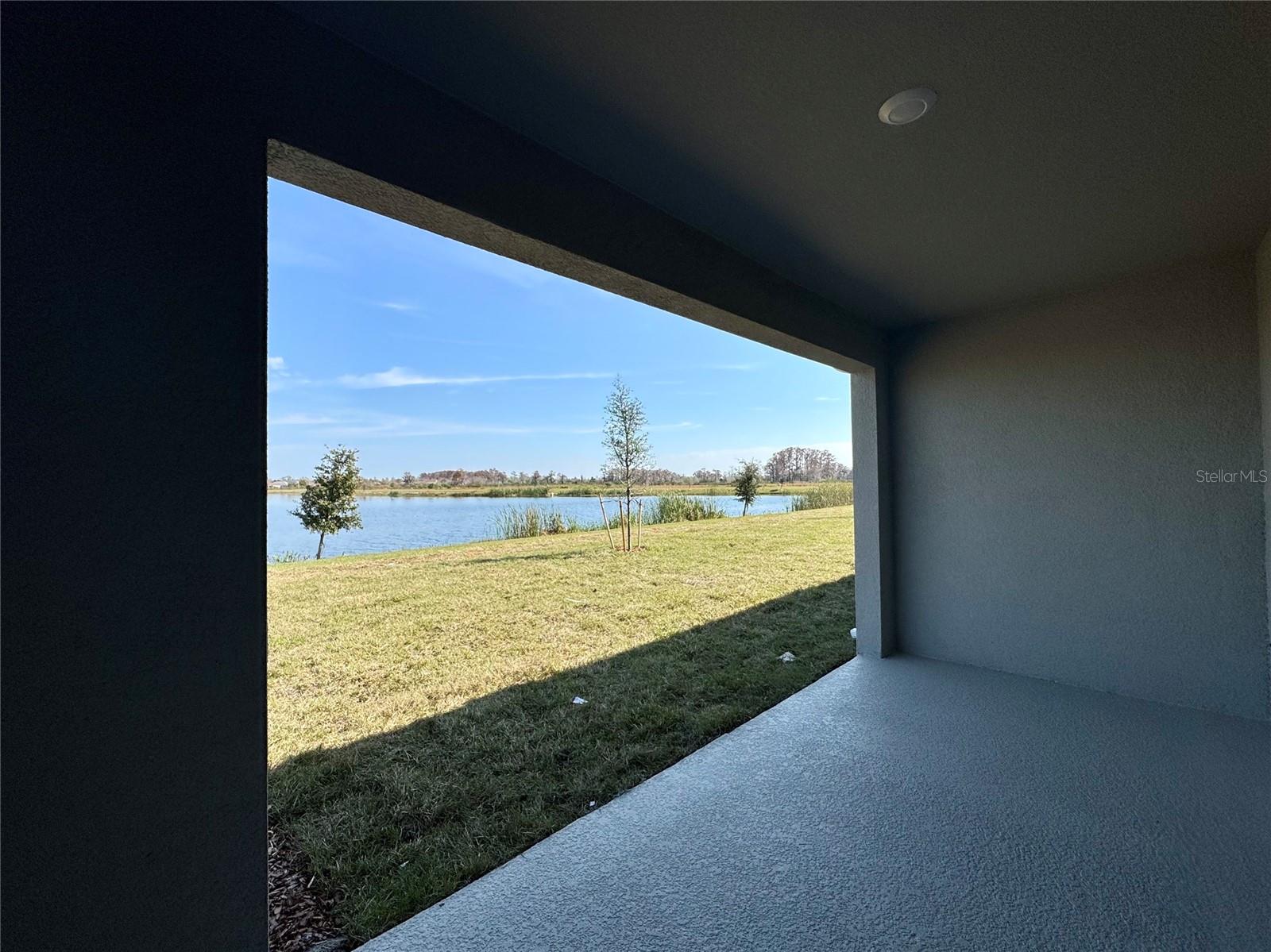 1492 Isleta Loop, FL