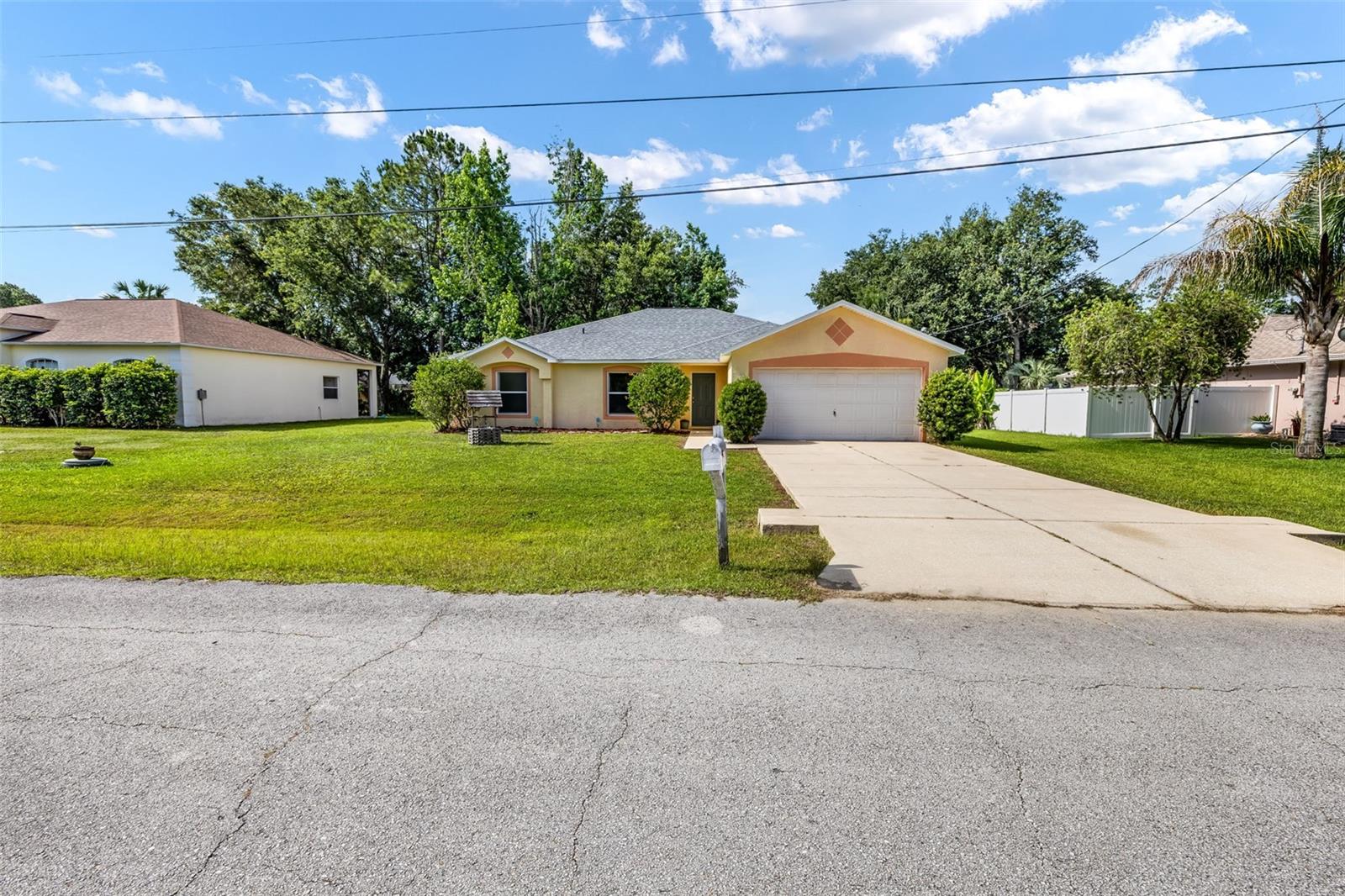 16 Slumber Path, FL
