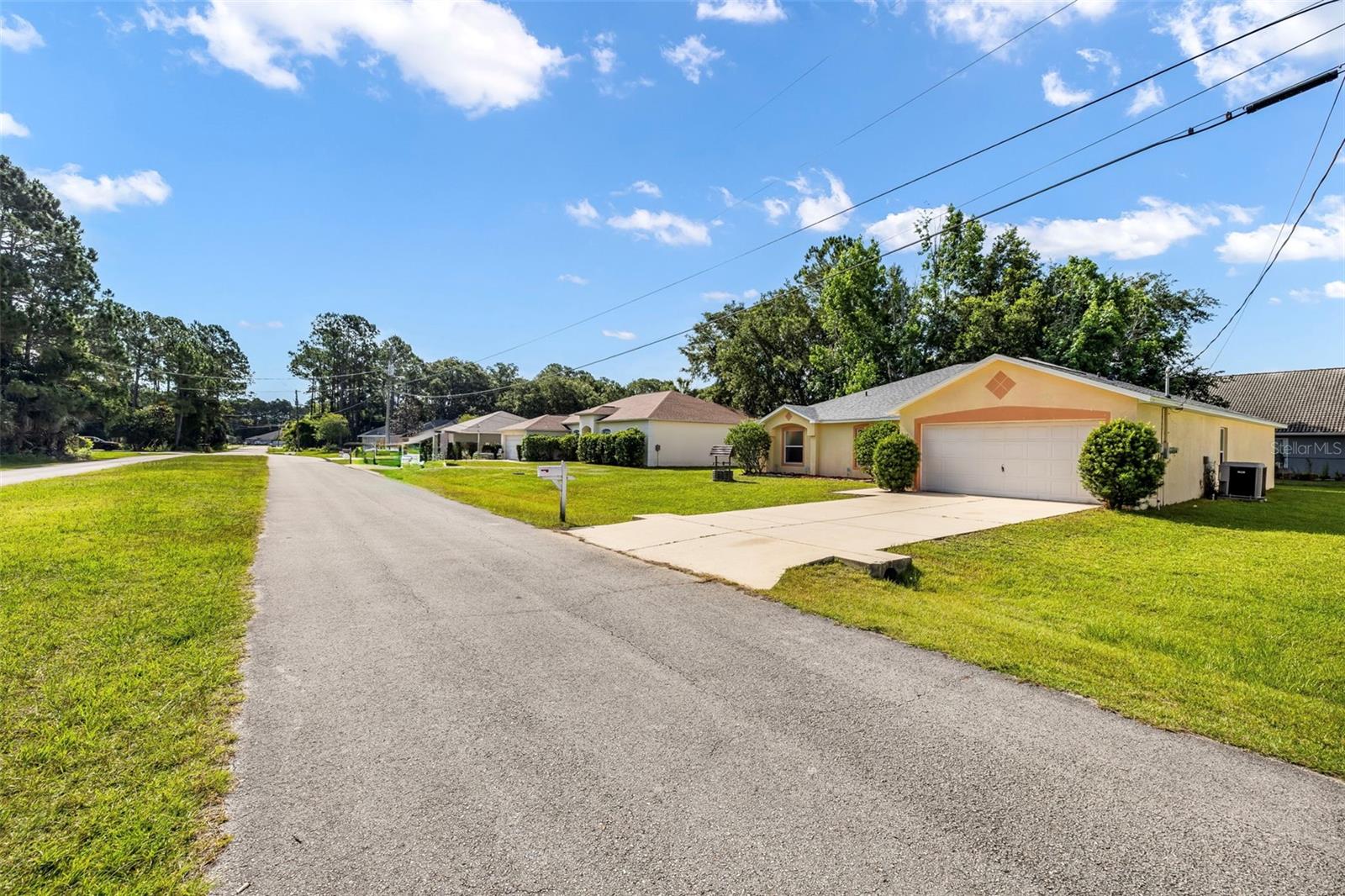 16 Slumber Path, FL