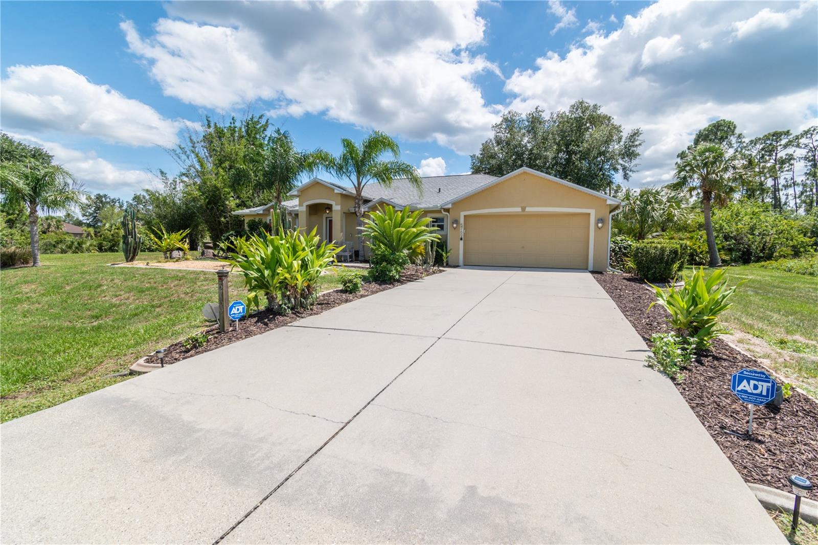 5769 Price Boulevard, FL