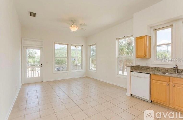 2006 4th Avenue, FL