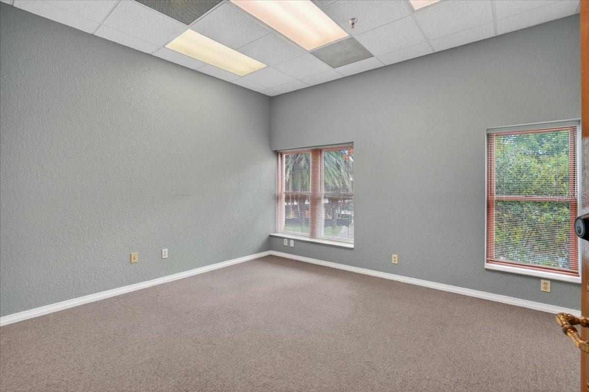 100 2nd Avenue, FL