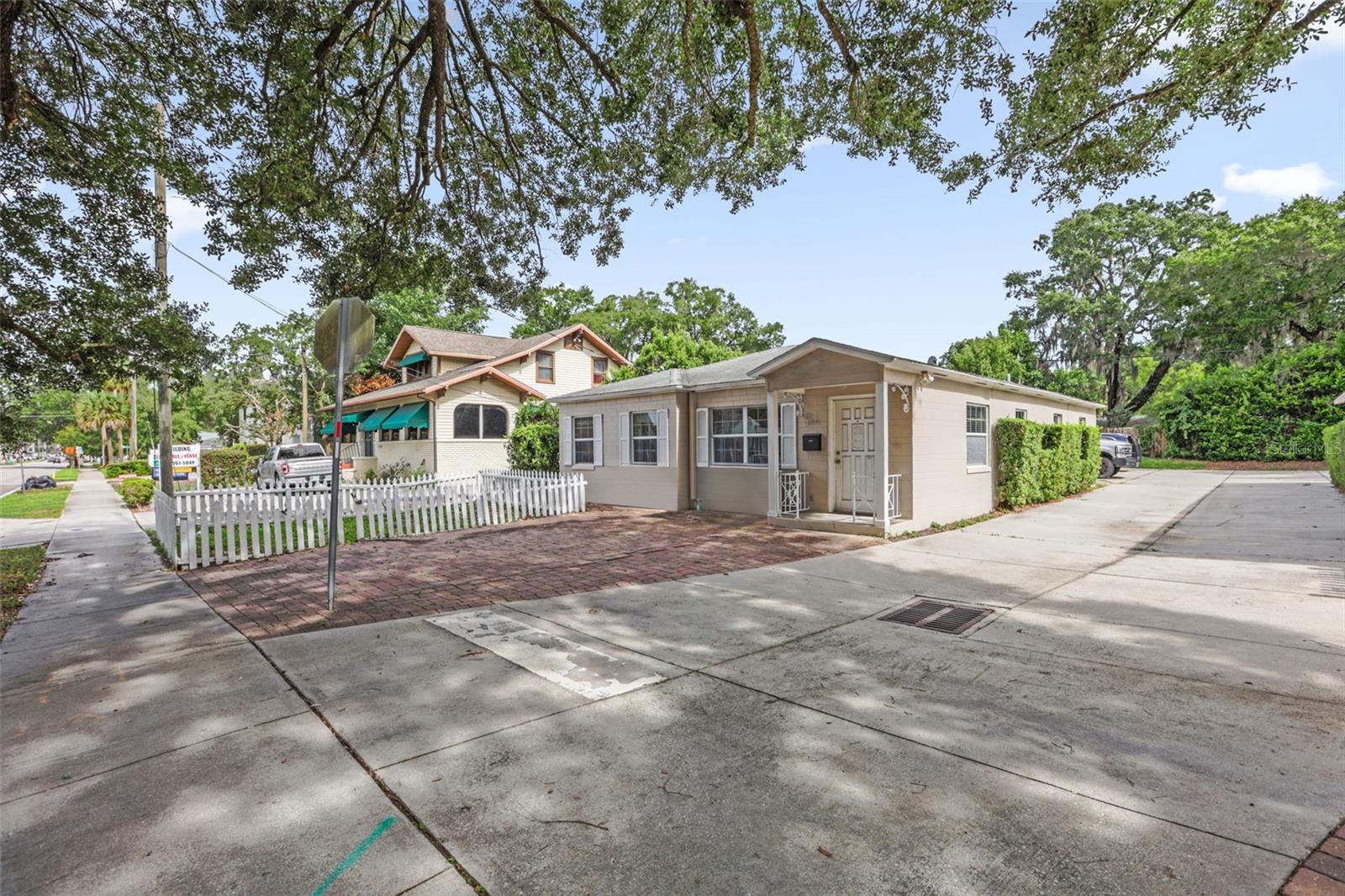 1501 Robinson Street, FL