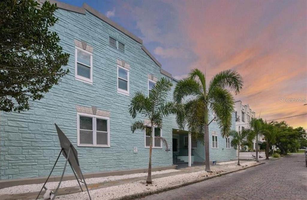 308 Grove Street, FL