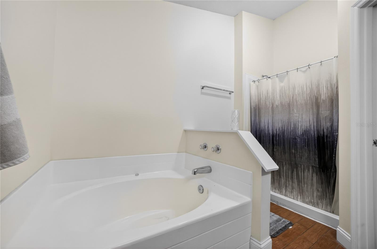 953 Gascony Court, FL