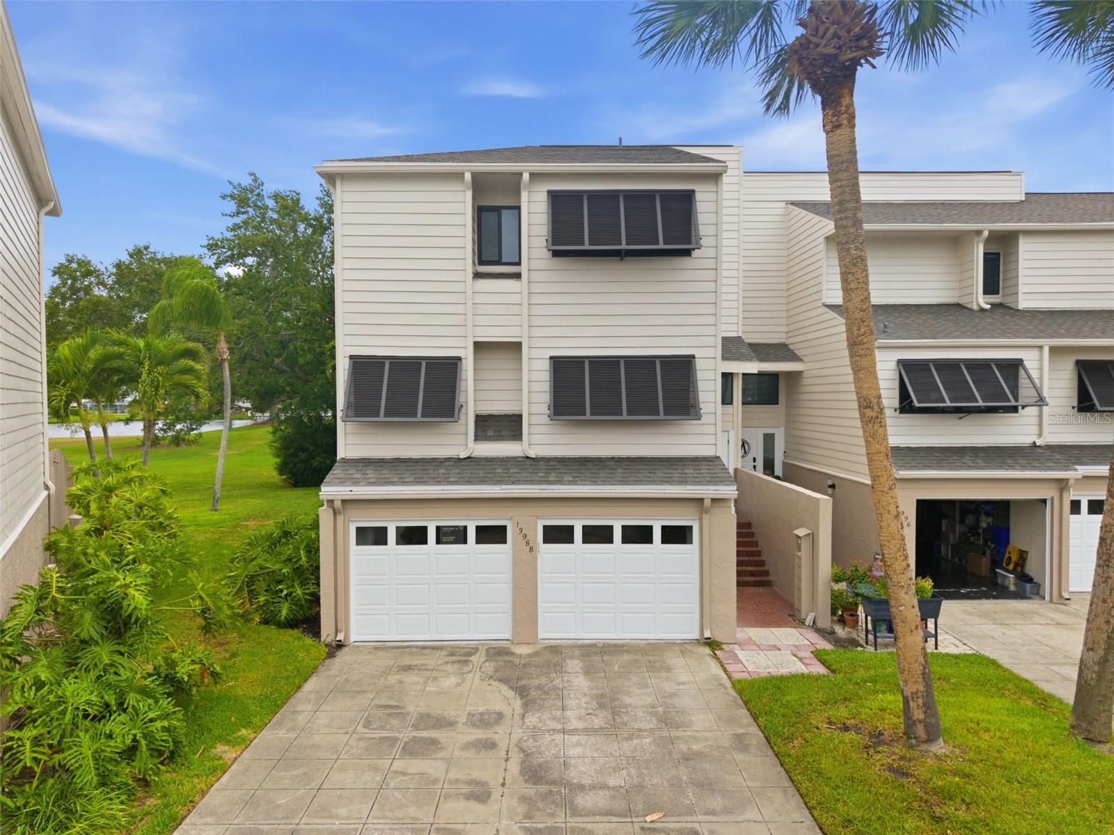 13988 Lake Point Drive, FL