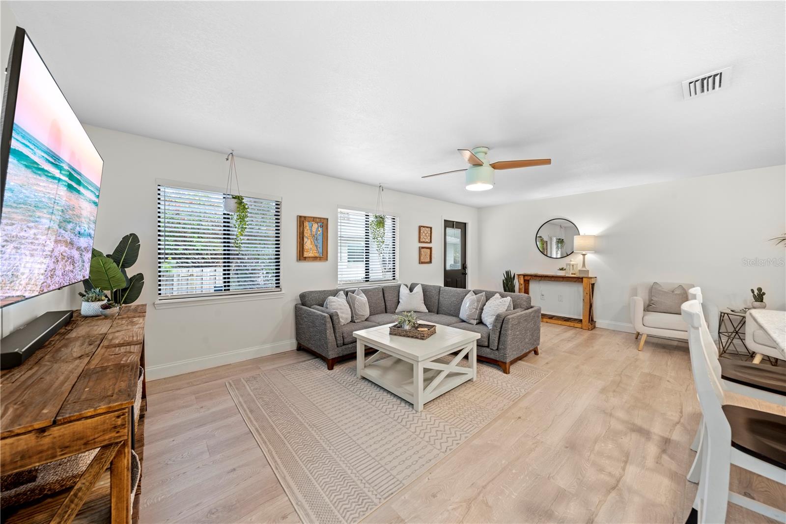 120 Madison Avenue, FL