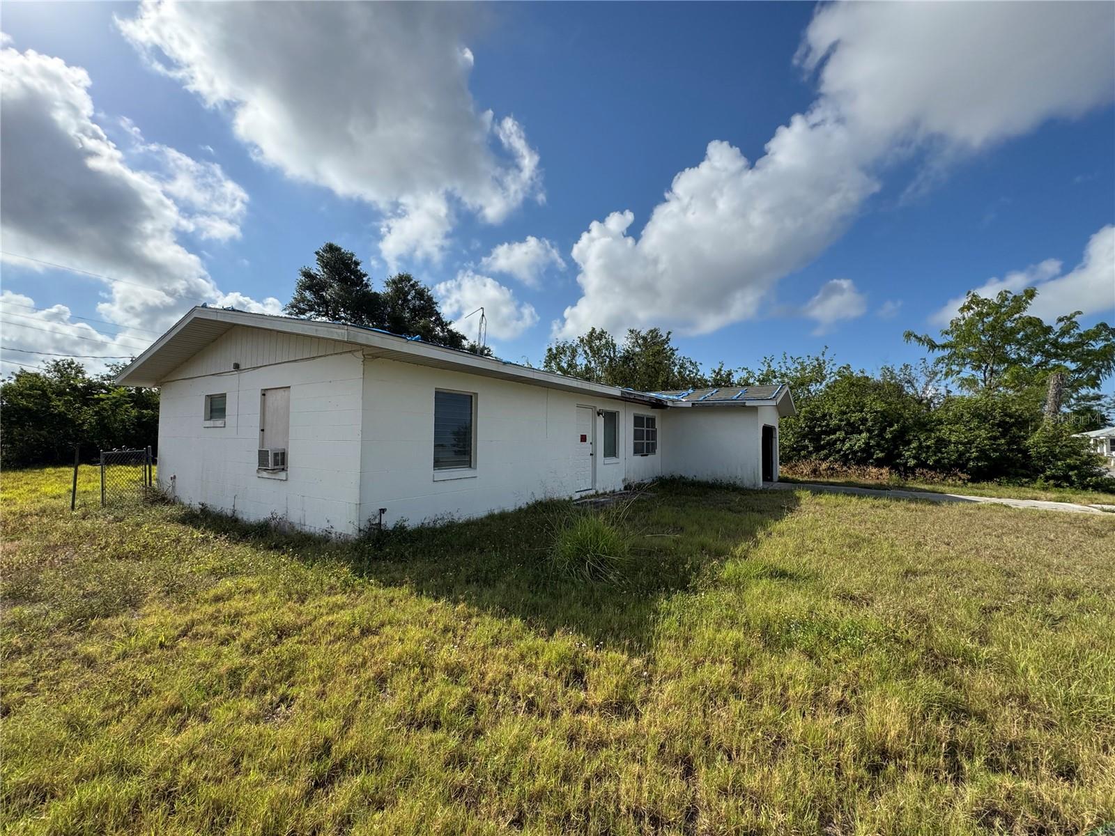 325 Timbruce Lane, FL