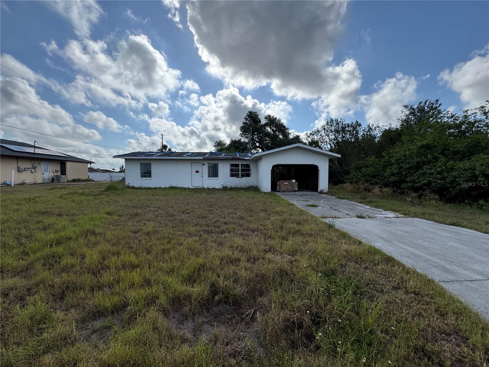 325 Timbruce Lane, FL