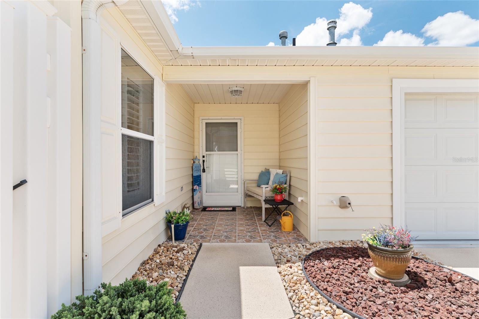 1492 Azteca Loop, FL
