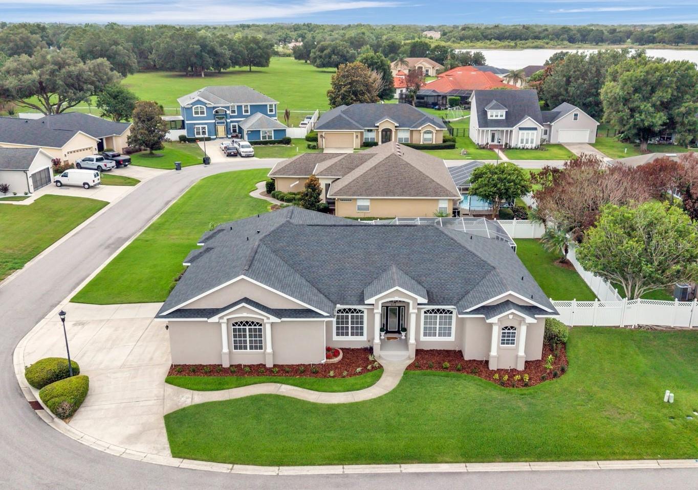 472 Archaic Drive, FL