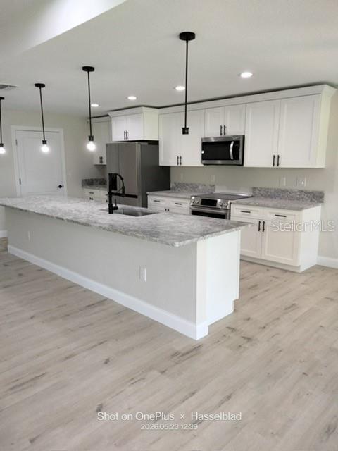 5859 Farmington Avenue, FL