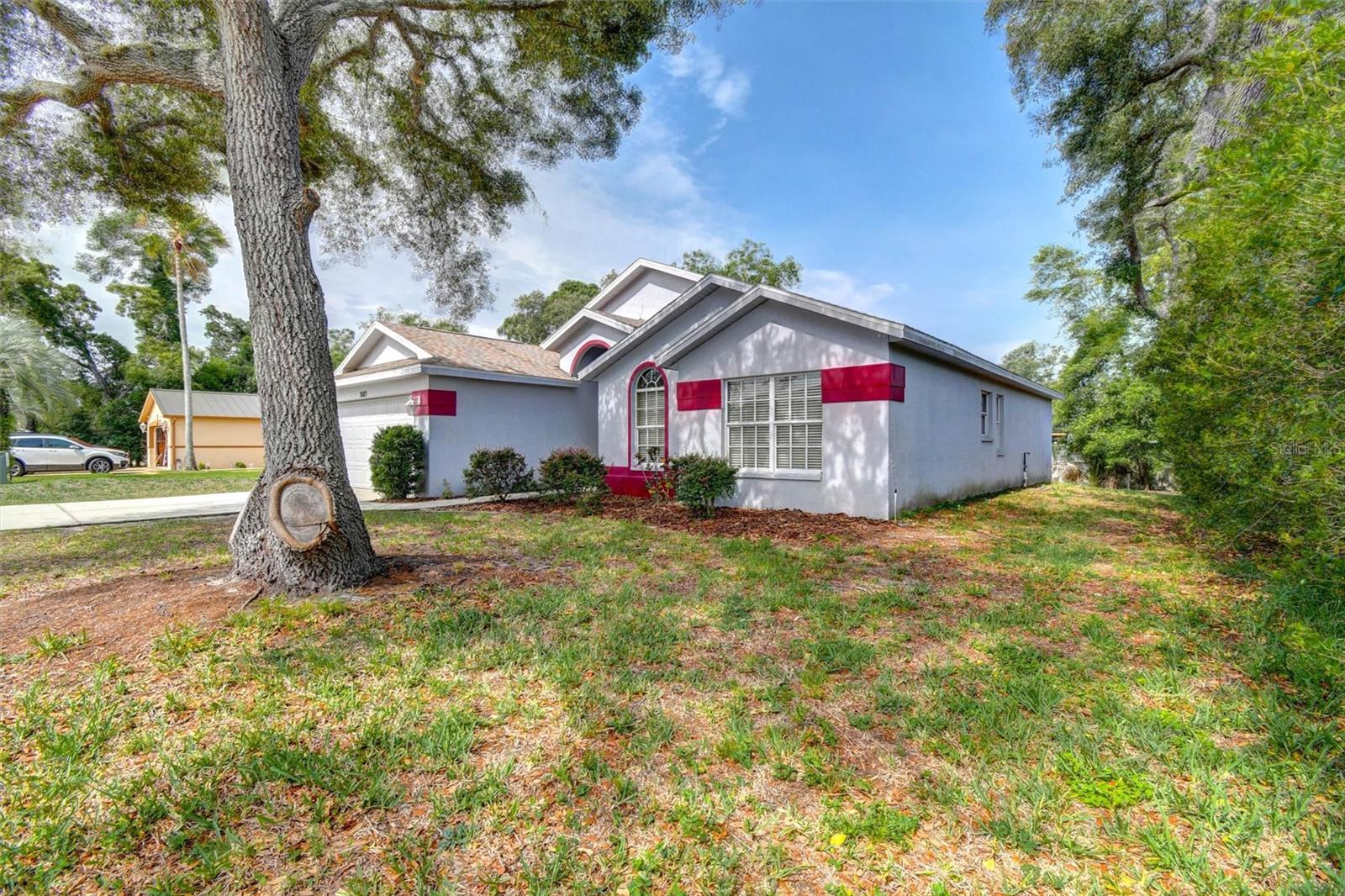 5085 Plumosa Street, FL
