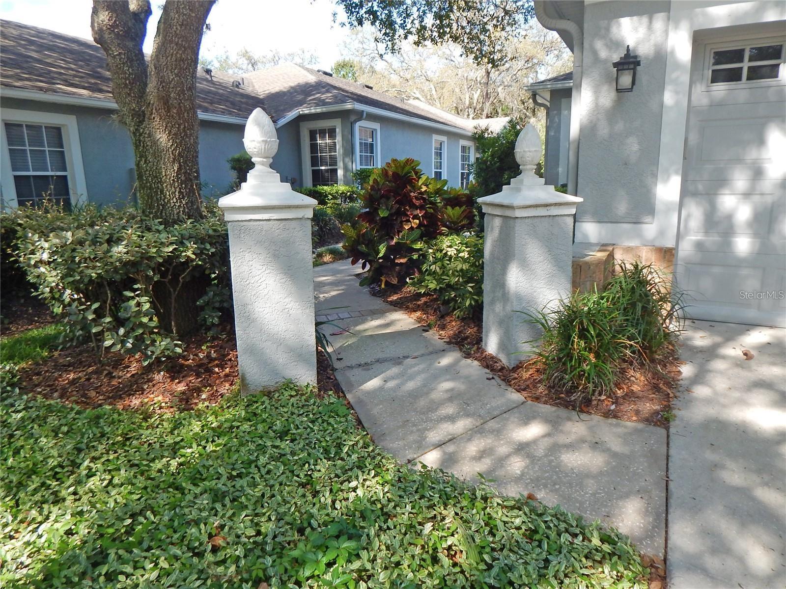 5925 Sandhill Ridge Drive, FL