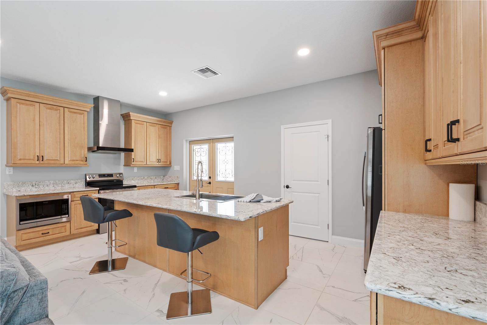 3225 Laurel Avenue, FL