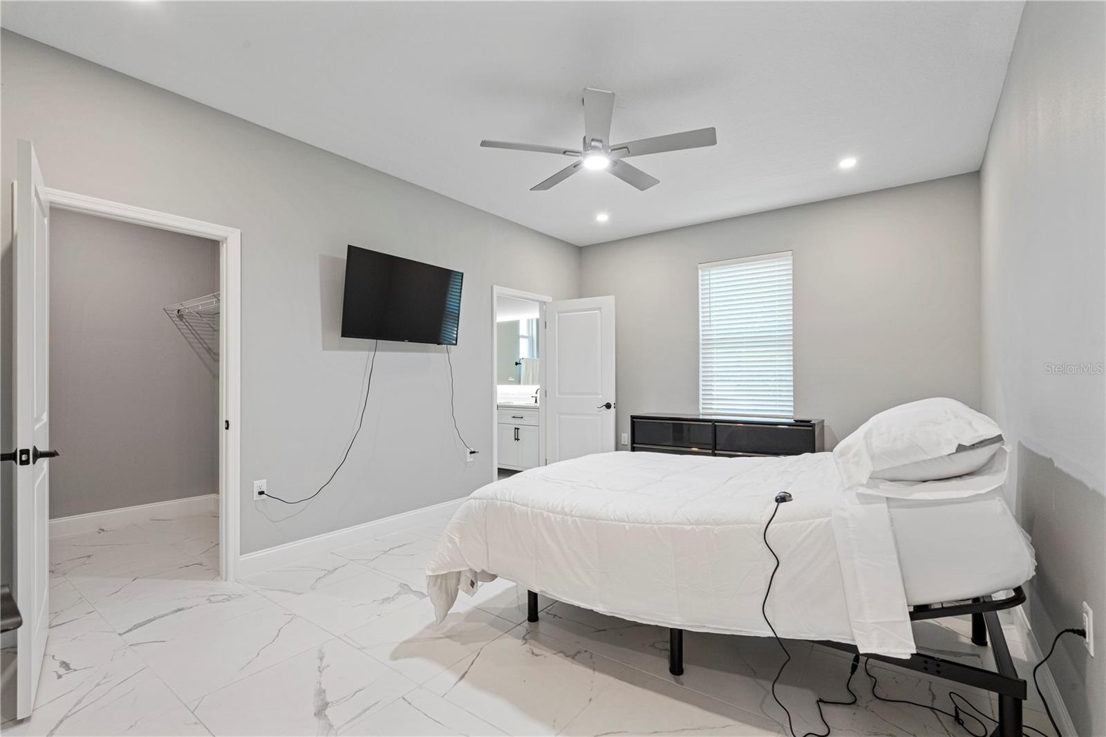 3225 Laurel Avenue, FL