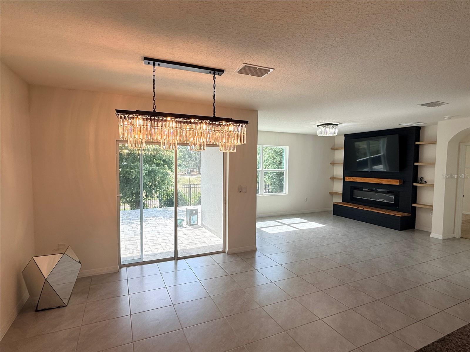 2916 Sunridge Loop, FL