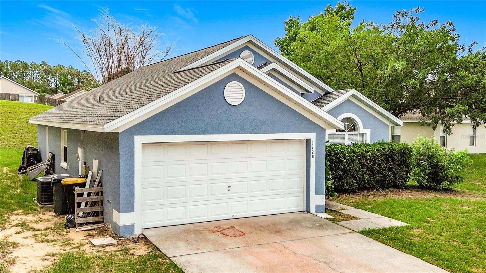1128 Pinedale Drive, FL