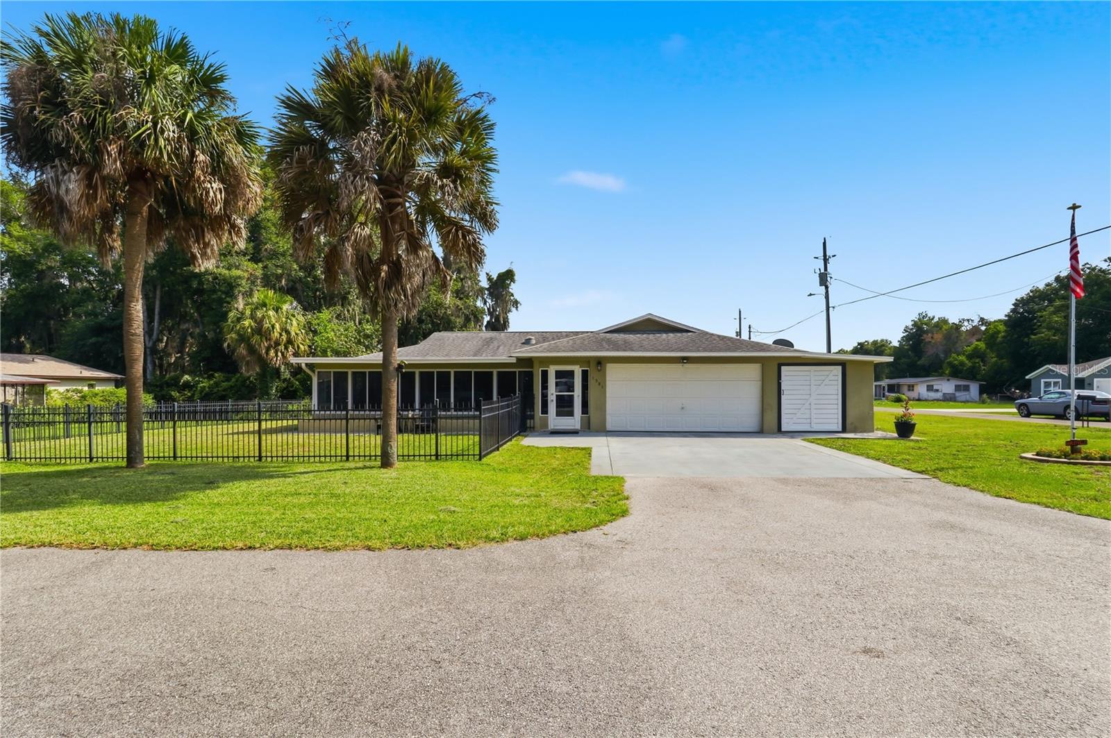 1381 Cr 446a, FL
