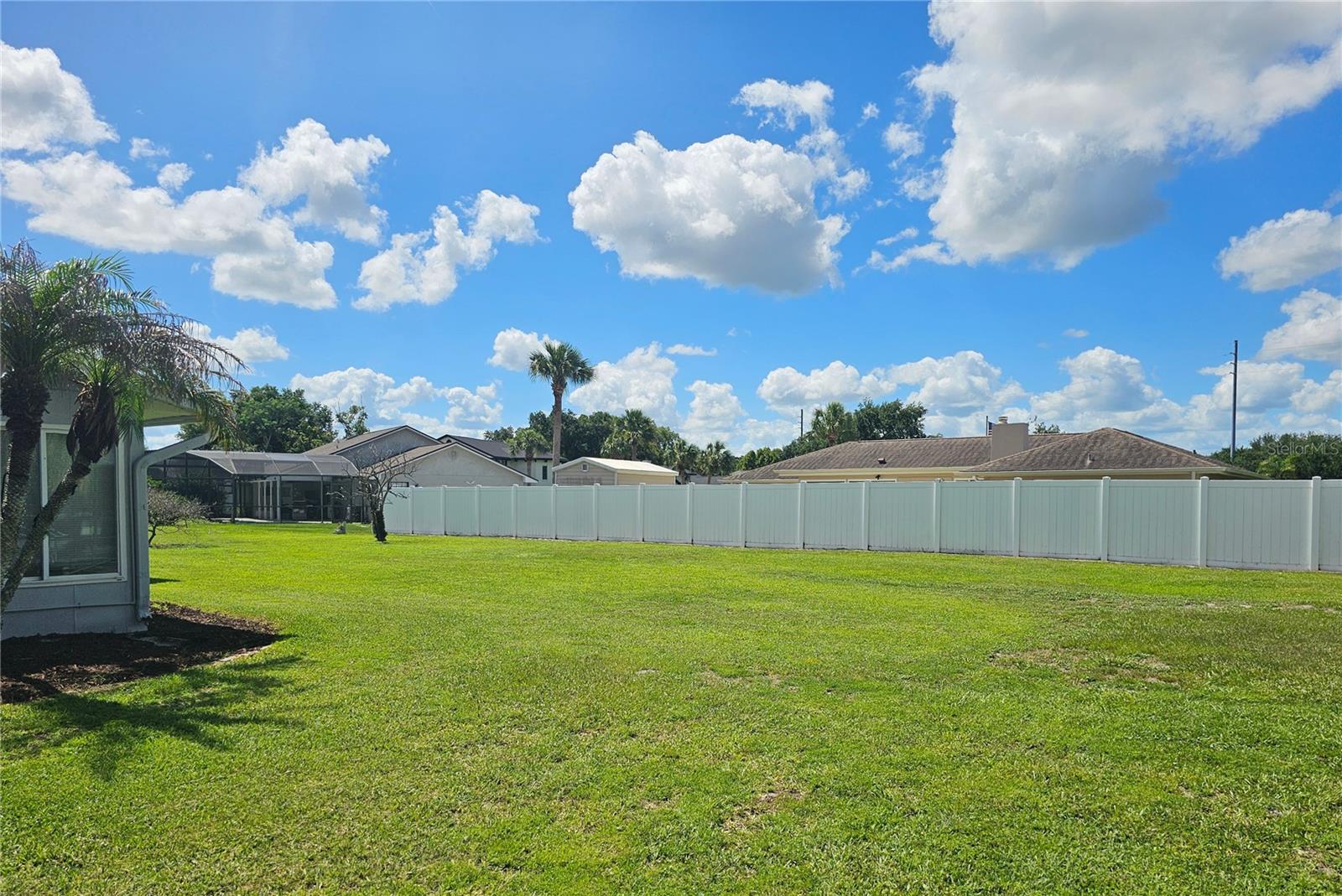 1850 Chaucer Way, FL