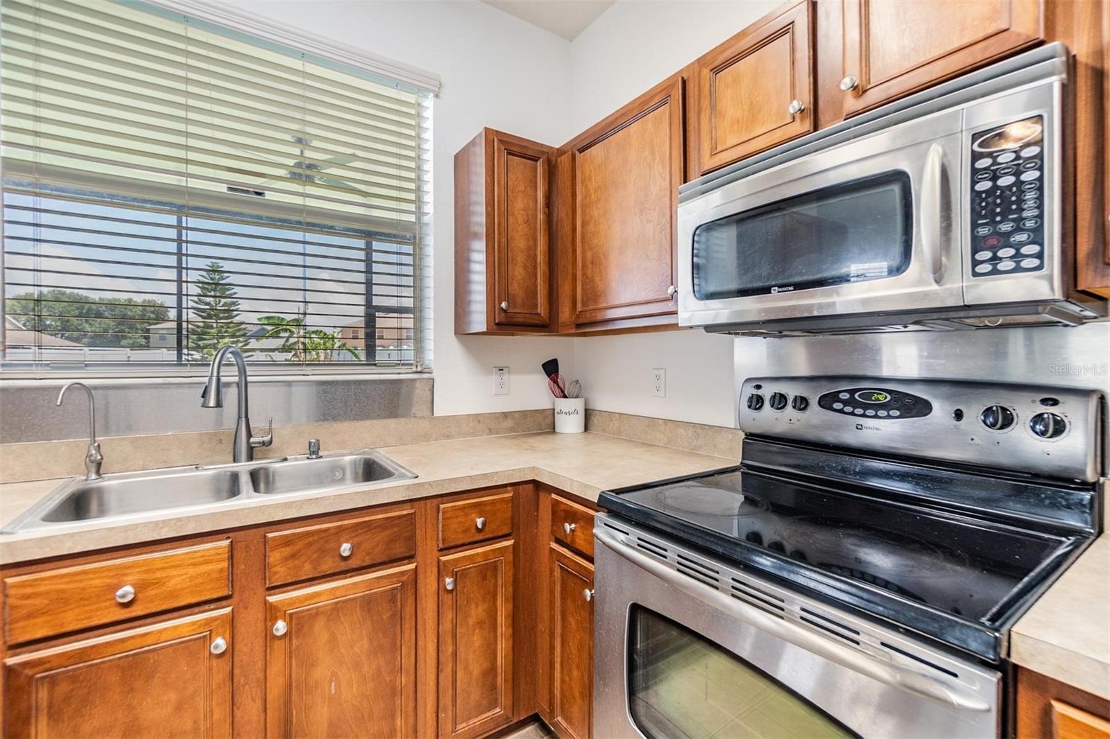 8219 Canterbury Lake Boulevard, FL