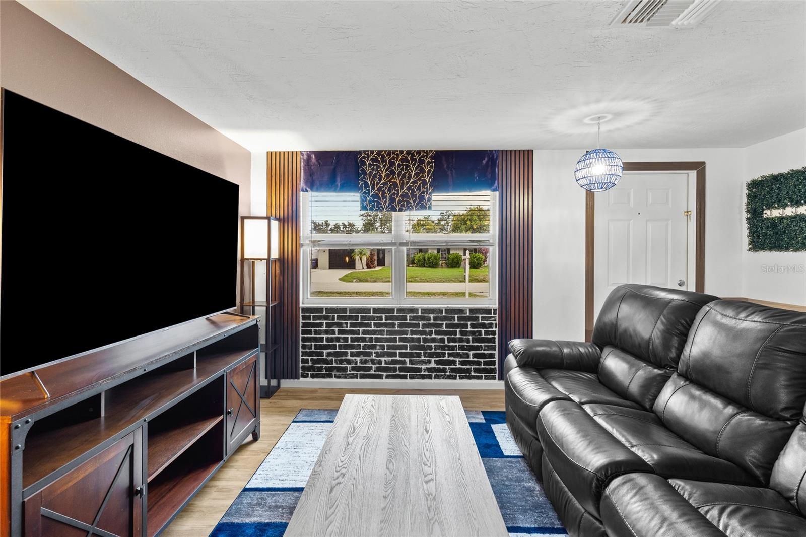 3422 Fenway Drive, FL