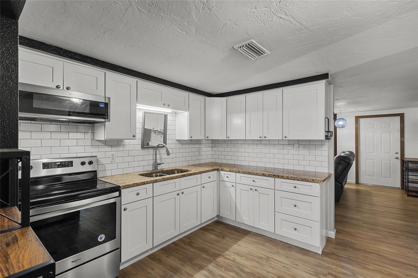 3422 Fenway Drive, FL