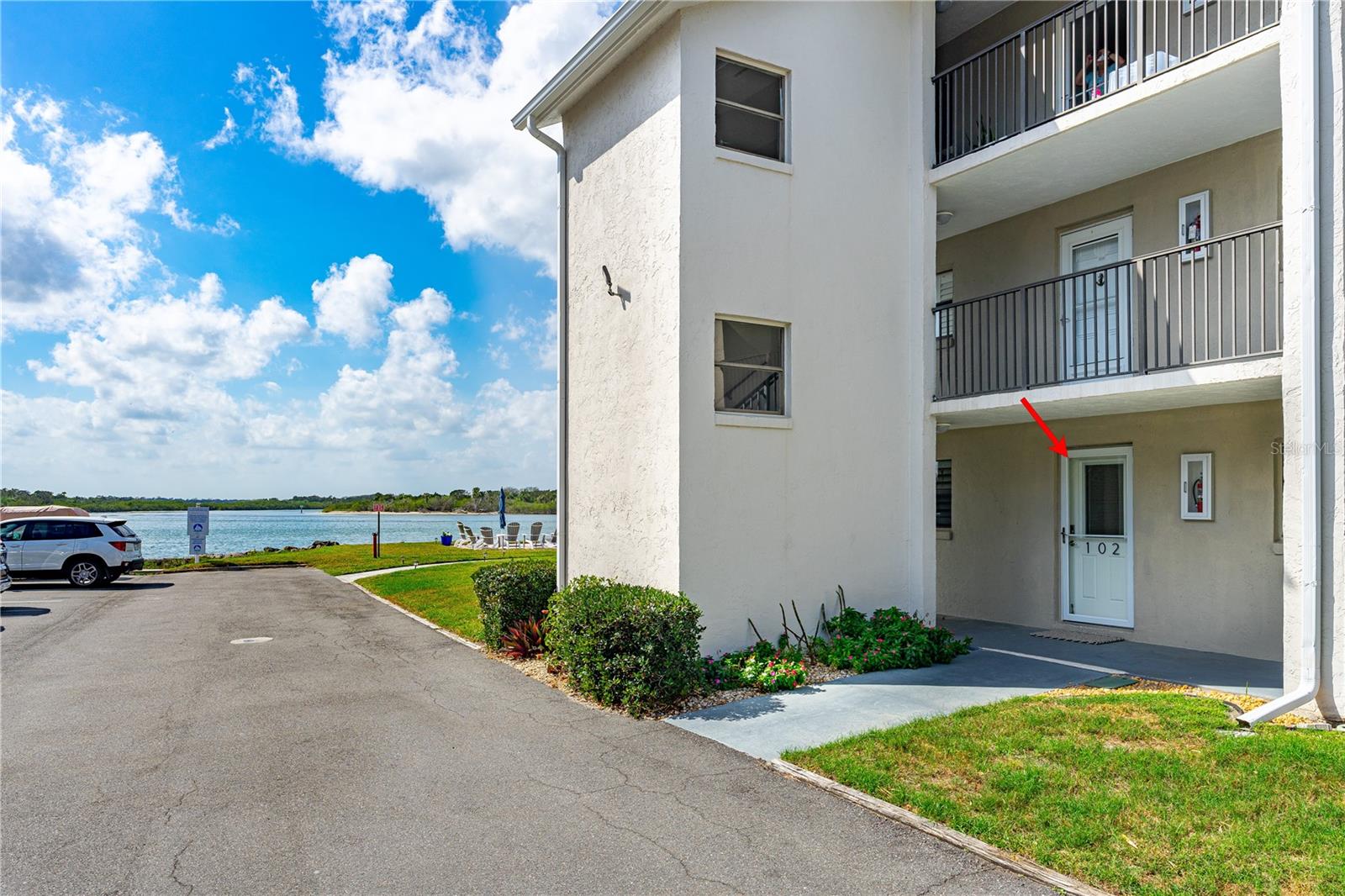 2100 Peninsula Avenue, FL