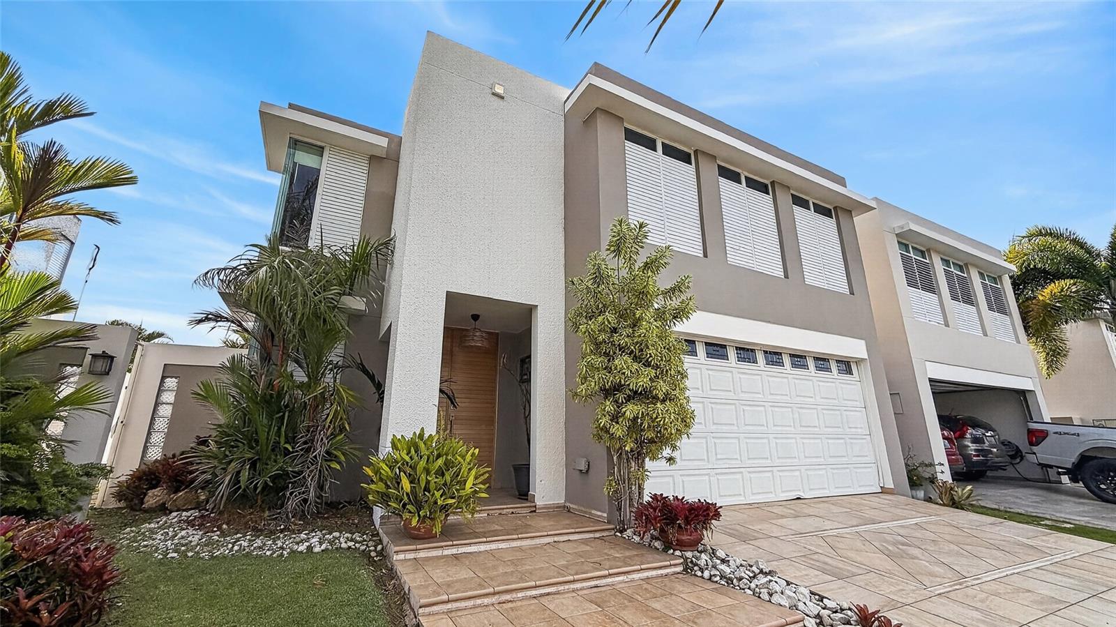 M5 River Gardens, Principal, PR