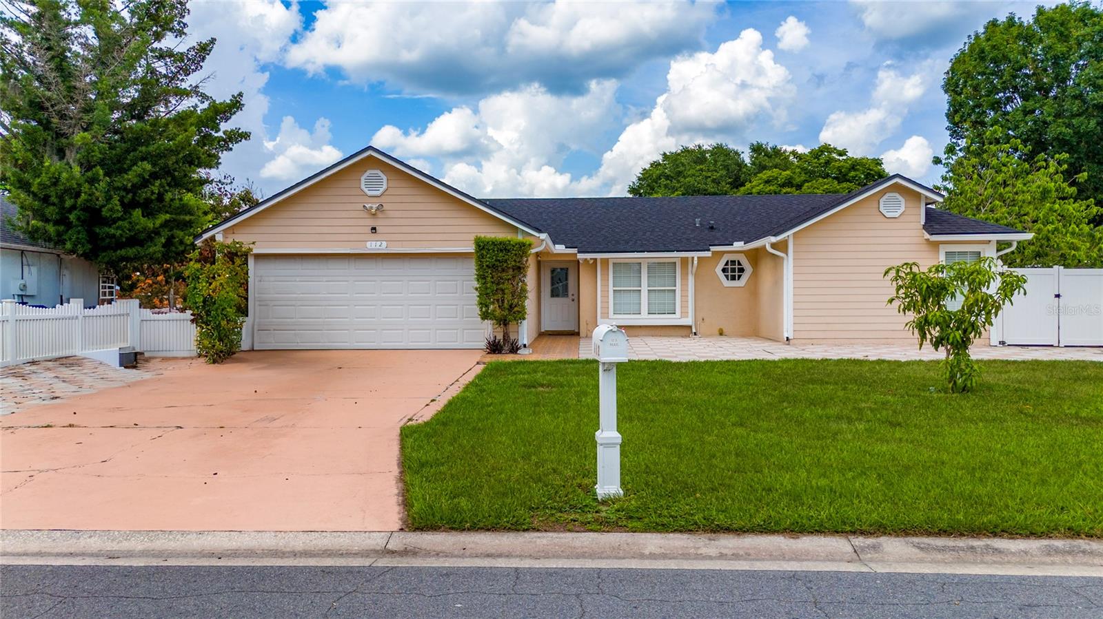 112 Rosewood Court, FL