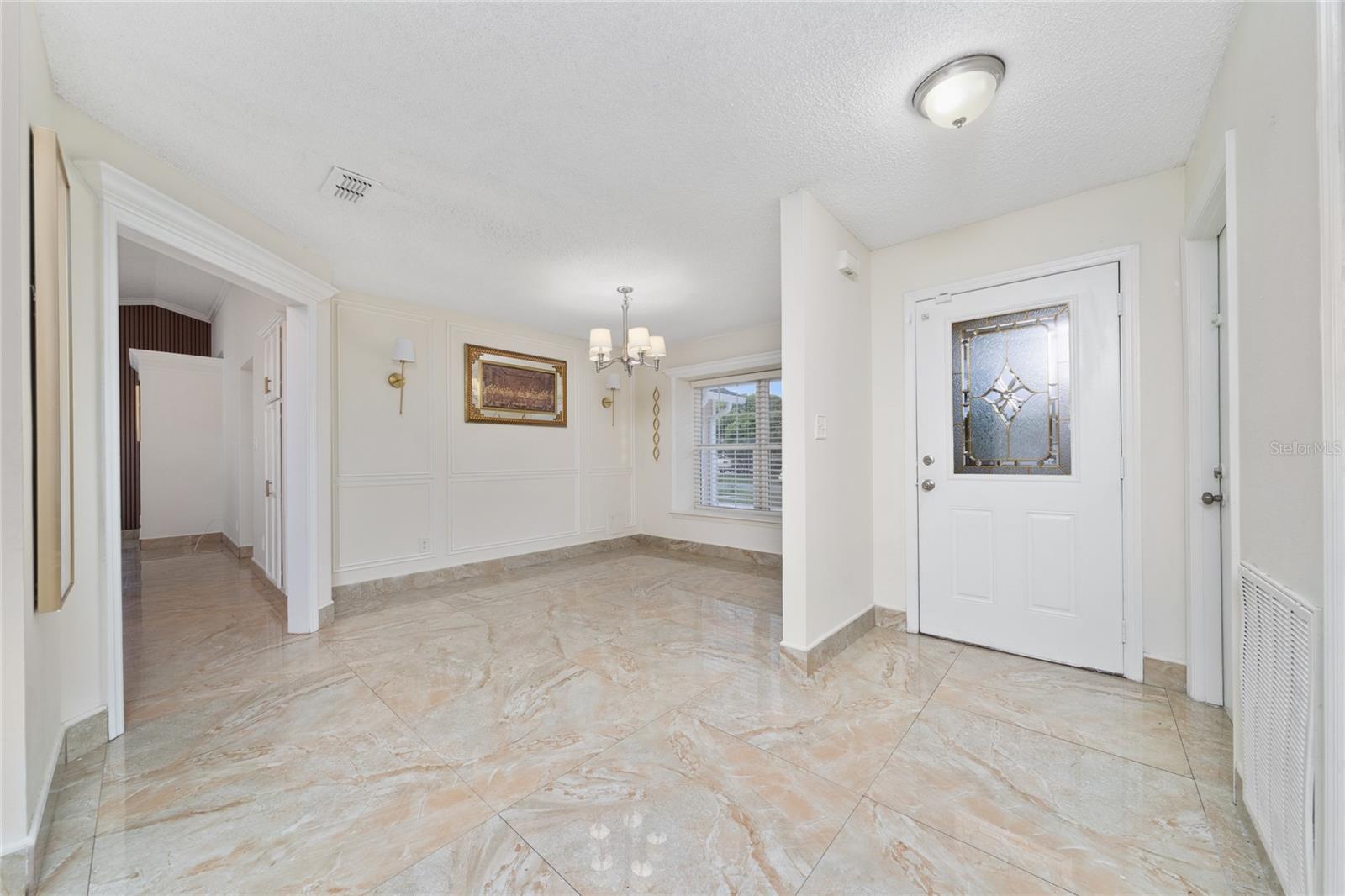 112 Rosewood Court, FL