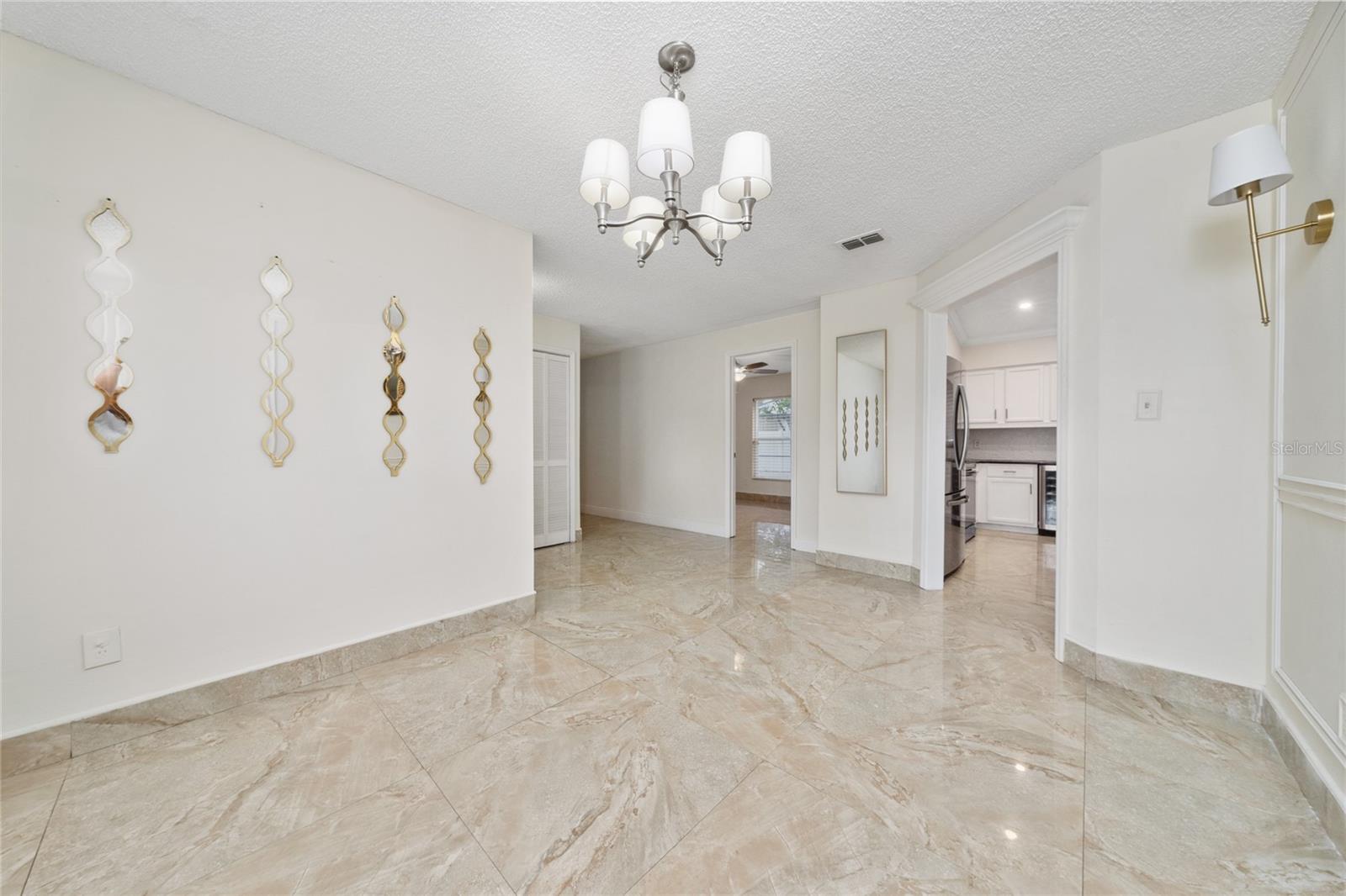112 Rosewood Court, FL