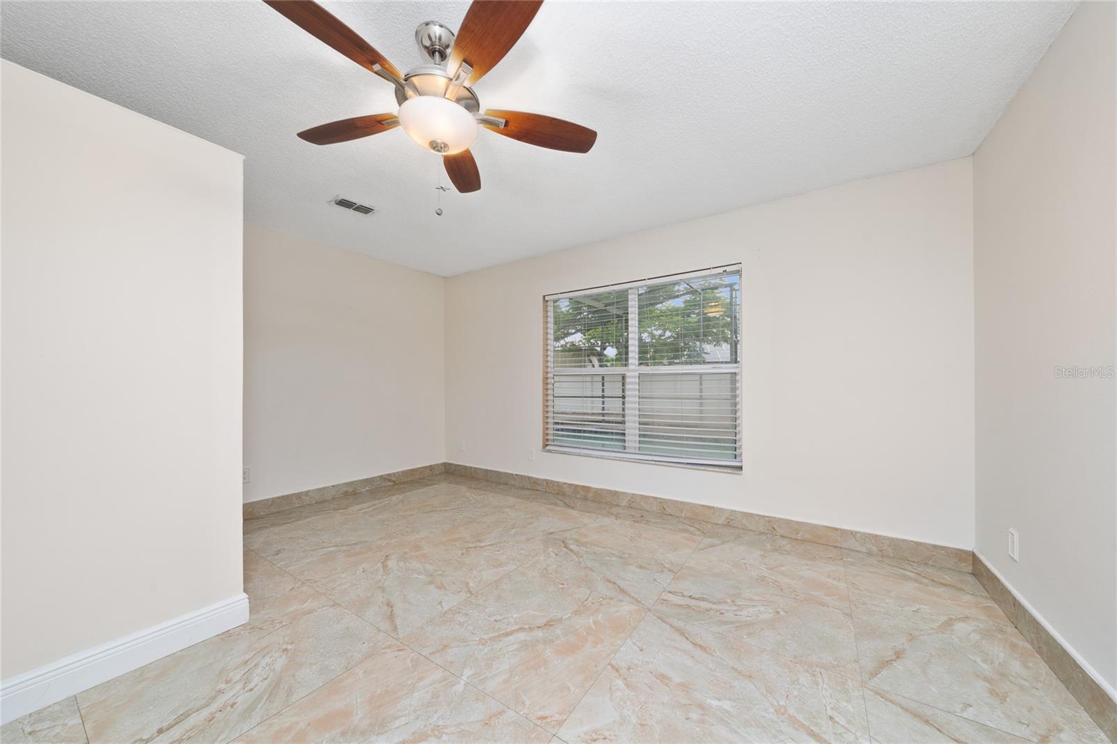 112 Rosewood Court, FL