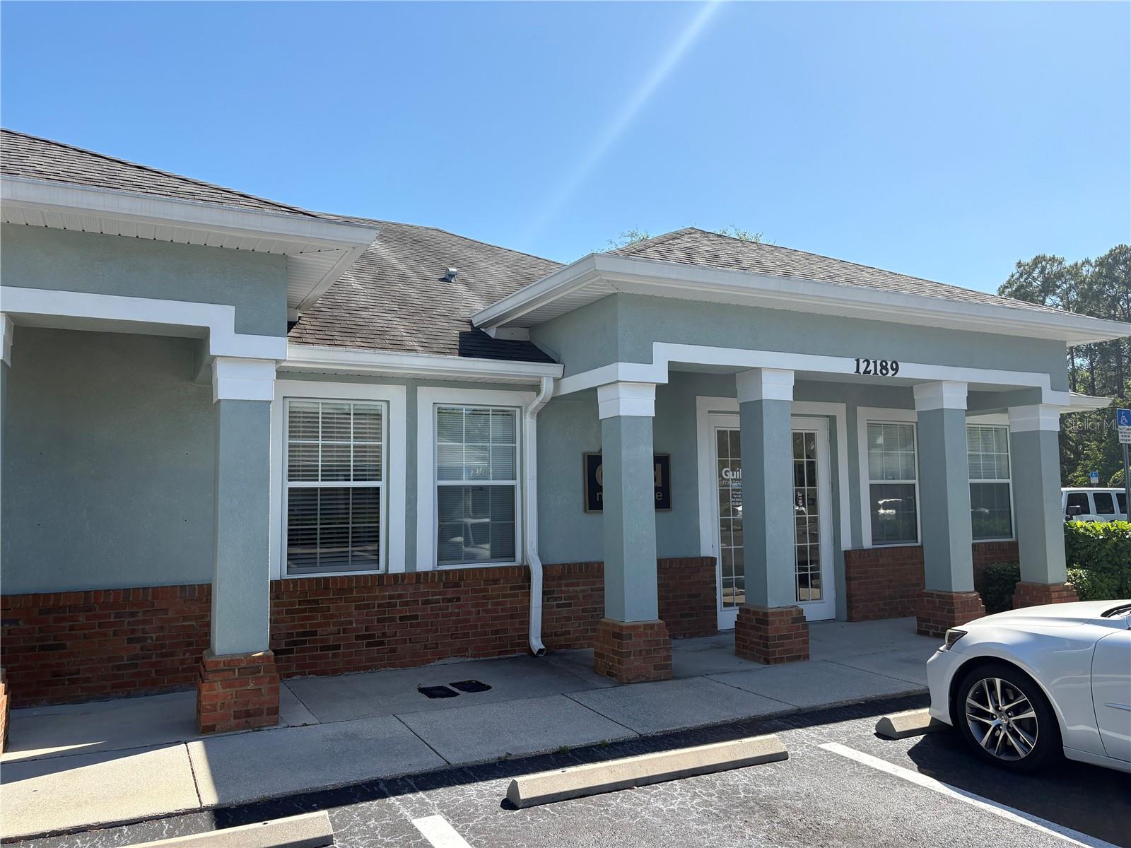 12187-12189 Linebaugh Avenue, FL