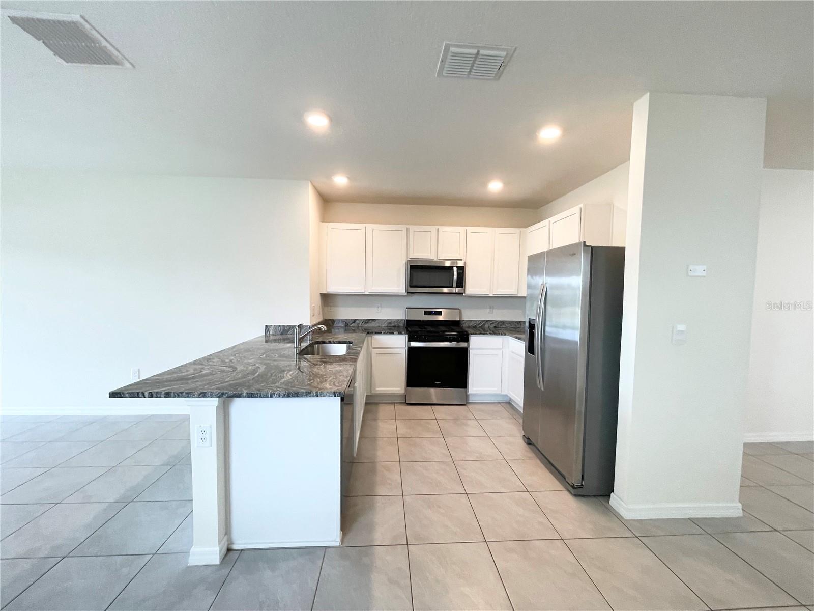 35759 Sunflower Hill Dr, FL
