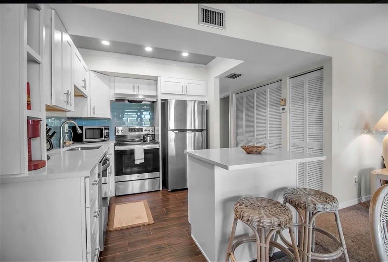 5420 Swift Road, FL
